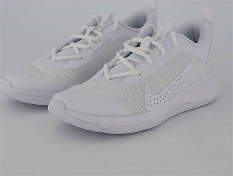 hallenturnschuhe nike weiß|Nike halle schuhe.